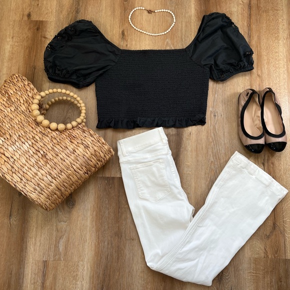 Bohemian Style Natural Woven Tote Bag with Wooden Handles - Picture 14 of 14